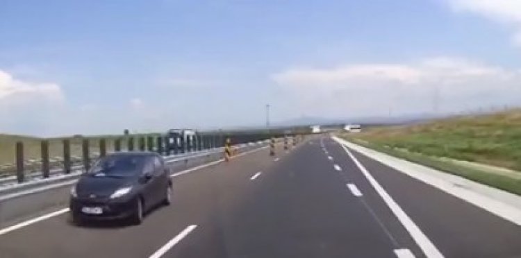 INCREDIBIL! O şoferiţă ameţită a condus pe contrasens pe autostradă!